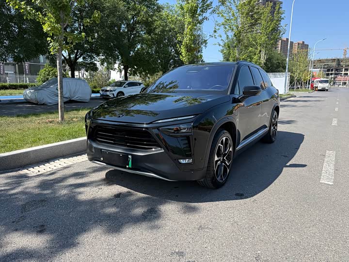 NIO ES8 2020 Signature Edition 6-Seater
