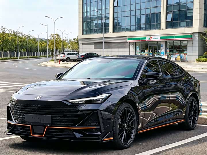 Changan UNI-V 2022 1.5T sports version