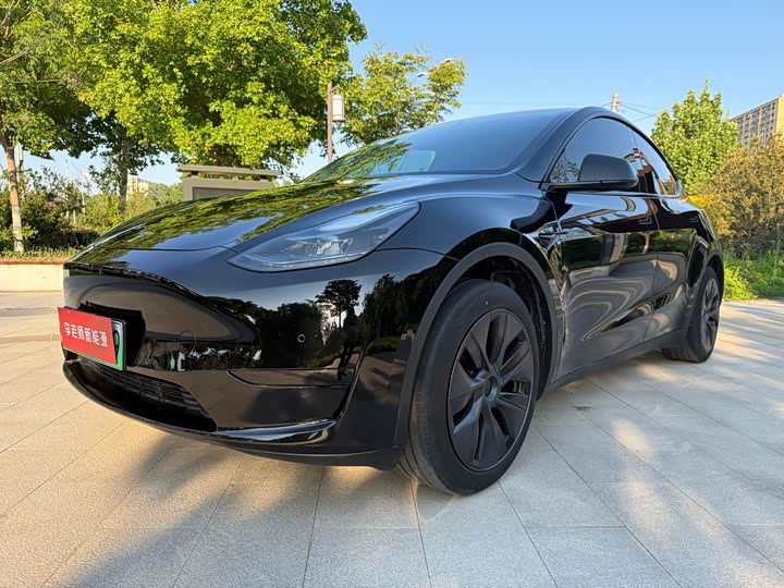 Model Y 2023 rear-wheel drive version