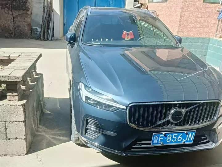 2023 Volvo XC60 2024 model B5 four-wheel drive Zhiyuan luxury version