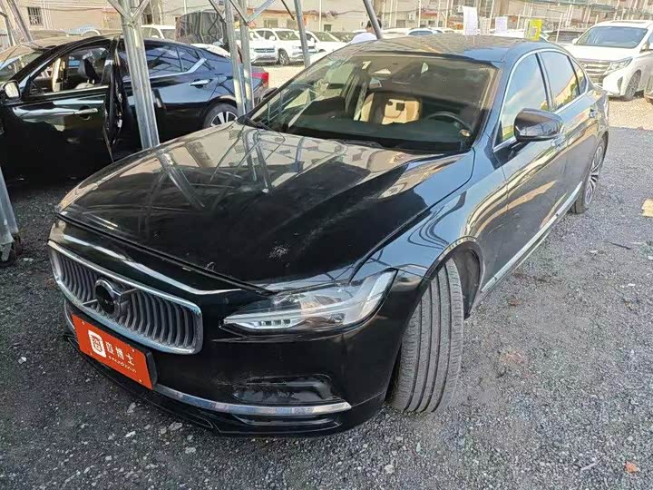 Volvo S90 2023 B5 Zhiyi Luxury Edition