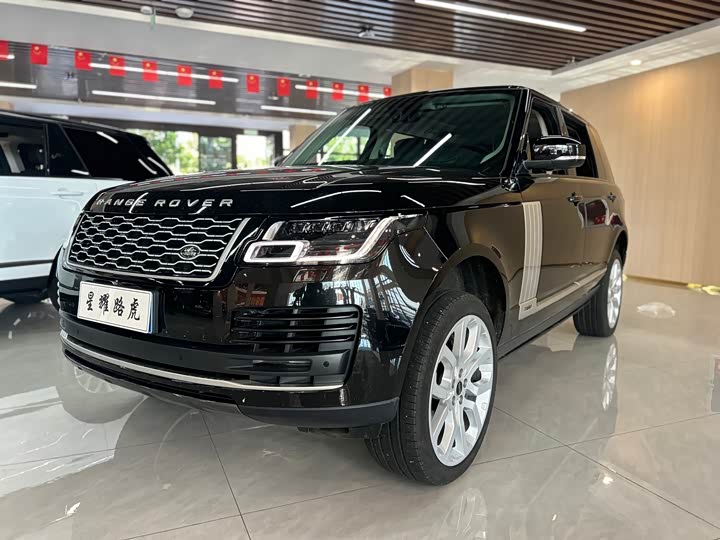 Range Rover 2022 3.0 L6 400PS Legendary Extended Classic Edition