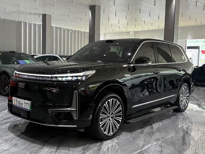 Galaxy M9 2025 210km AWD Pilot Edition