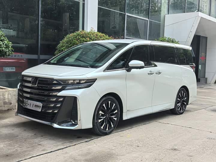 Vellfire 2024 Crown Hybrid 2.5L Executive Lounge