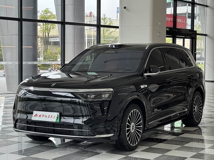 Wenjie M8 2025 extended range Max version 53.4kWh 6-seater version (192-line lidar)