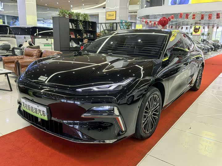 Galaxy Star 8 2025 130km EM-i Exclusive Edition