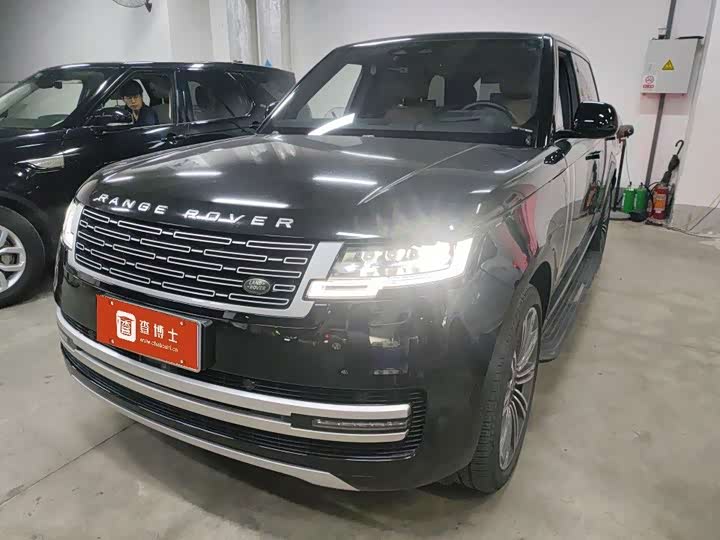 Range Rover 2024 3.0 L6 400PS Creation Extended Edition